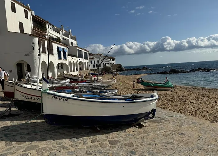Apartamento moderno con Terraza cerca de Calella de Palafrugell