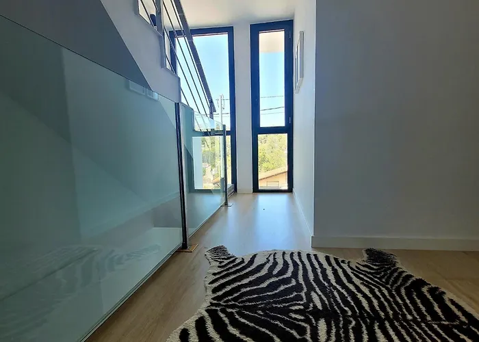 Stylish Modern Villa On The Outskirts Of Sitges