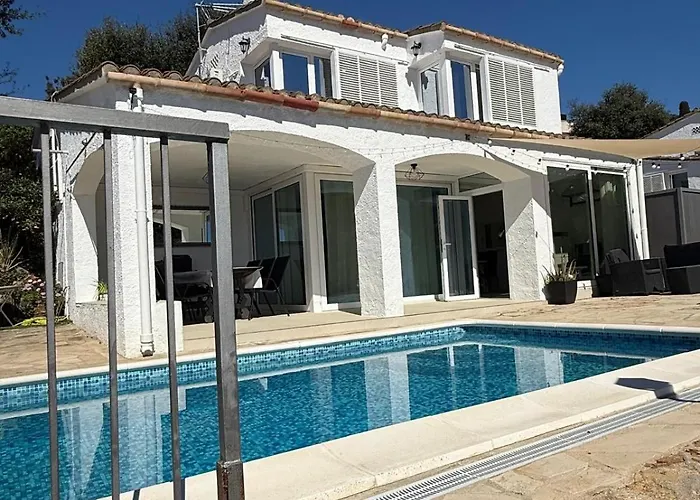 Villa Bouganvilla Parking Privado 32 En La Playa