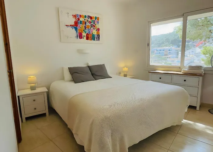 Stunning Intimate Views. Terrace Rooftop. Wifi