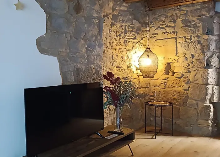 Ca La Francisqueta, La Tina I El Deso Apartament Amb Encant A Solsona