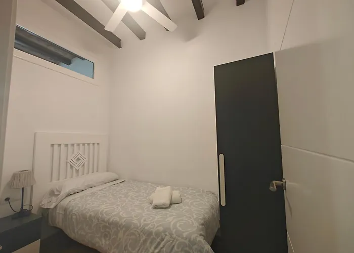 Casa con piscina en el centro de Calella, Aire