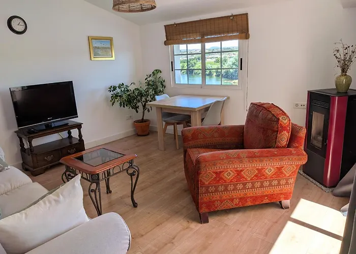 River Ebro Apartments