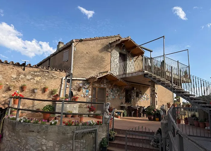 Masia La Roca