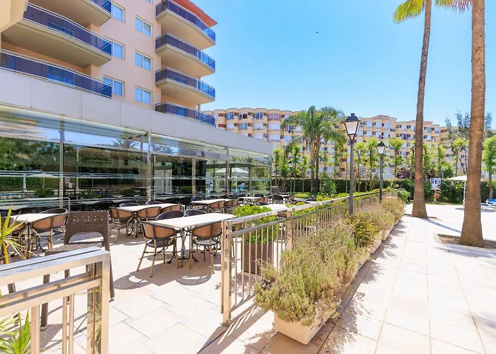 Rentalmar Pineda Suites