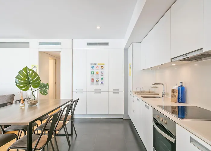 Lugaris Beach Apartments