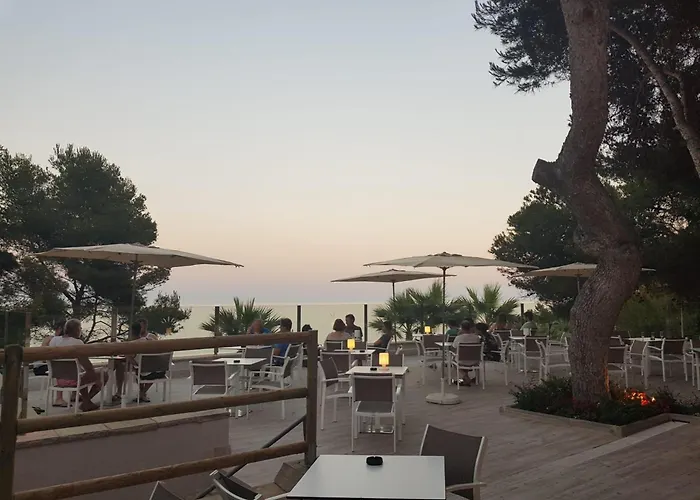 Camping Estival Torre De La Mora