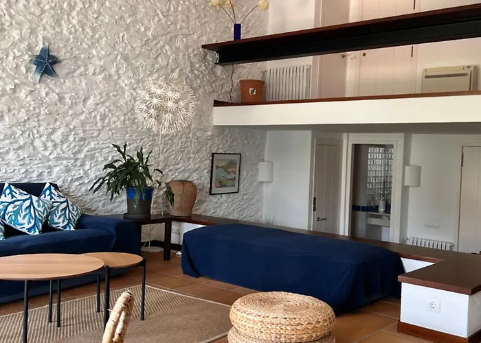 ROQUES - Casa en primera línea de mar en CADAQUÉS