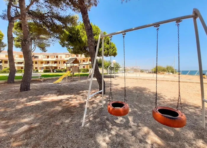 Comfortable Apartment In Alcanar With Shared Pool