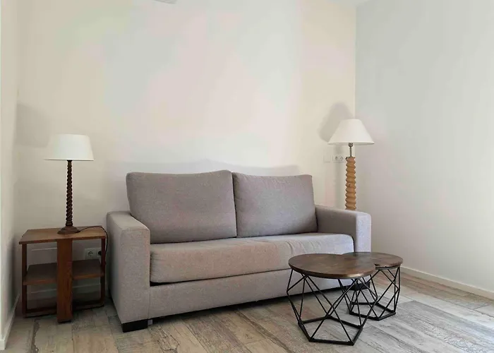 Alta House Apartments 3 Calas
