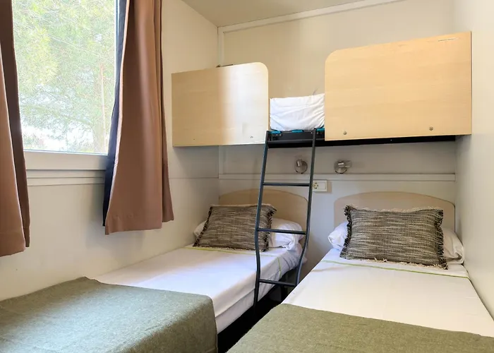 Camping Costa Dorada Bungalow Victoria