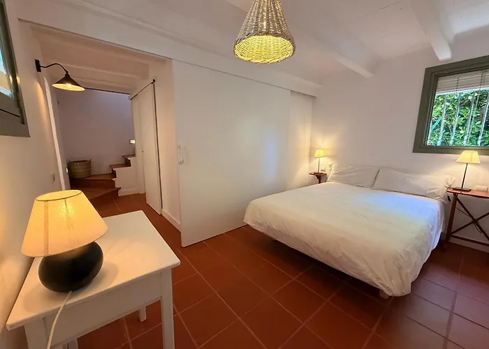 Recently Renovated Duplex-Garden 50M Tamariu Beach