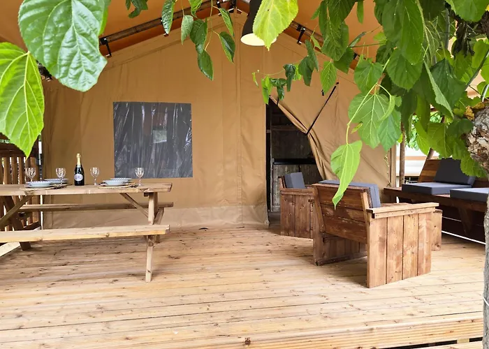 Camping Costa Dorada Tienda Safari Aura