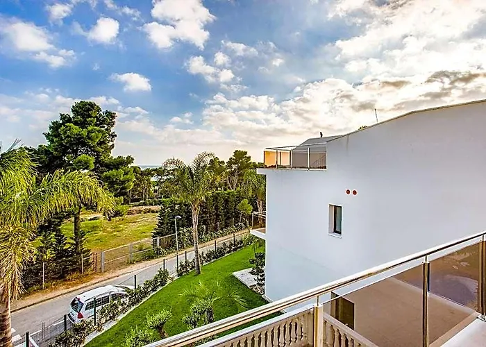 Calma Holiday Villas