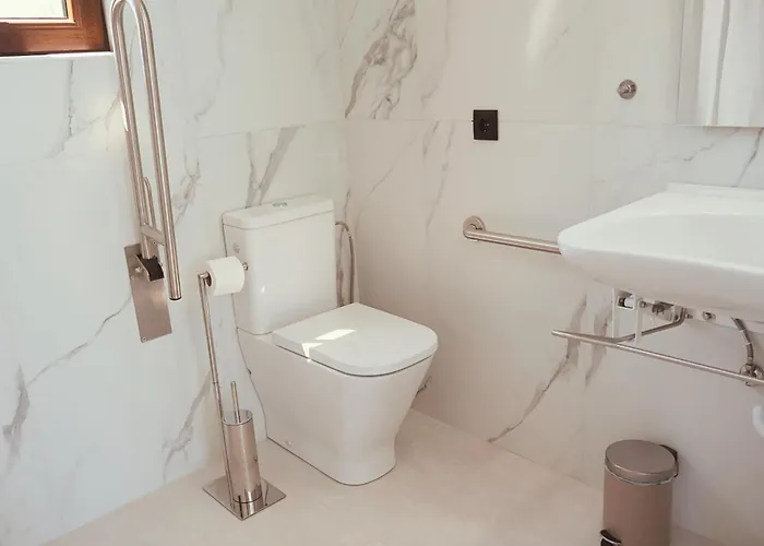 Luxury Cubelles Aparthotel
