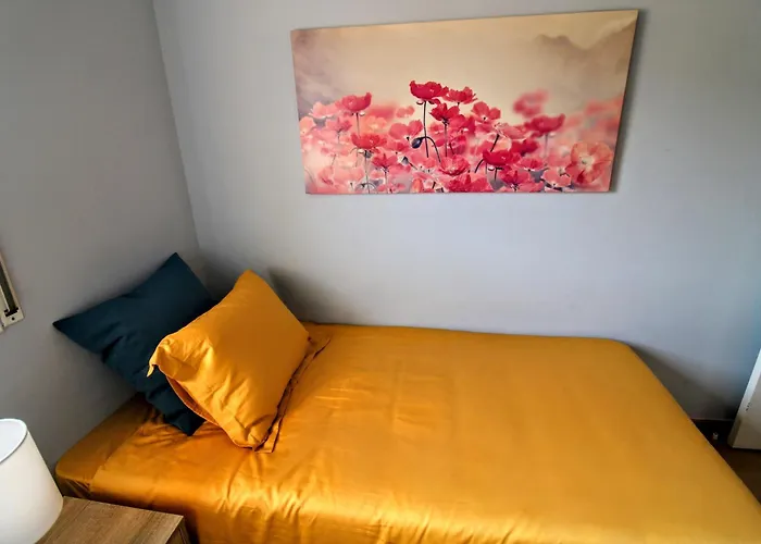 Spacious&cosy apartment near Barcelona