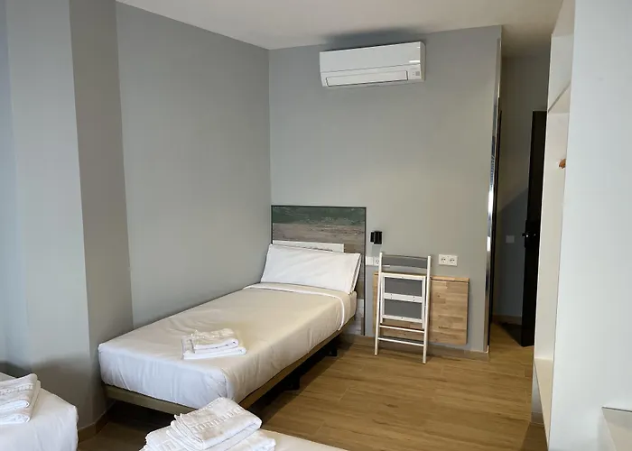 Hey Rooms