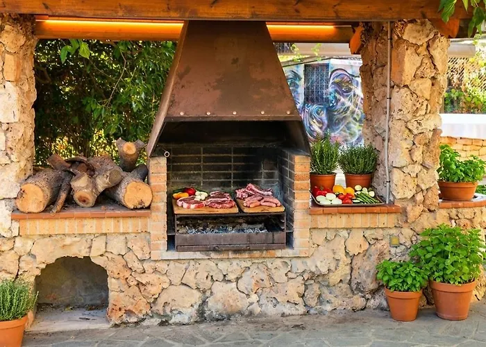 Villa Sitges El Ranch Amaizing Outdoor Areas Beaches At 5 Minutes Walk Sitges At 15 Min Drive Ac Pool Jacuzzi & Garden Xxl