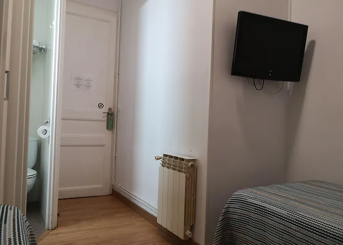 Hostal Lesseps