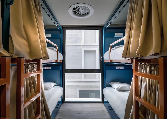 Amistat Beach Hostel Barcellona