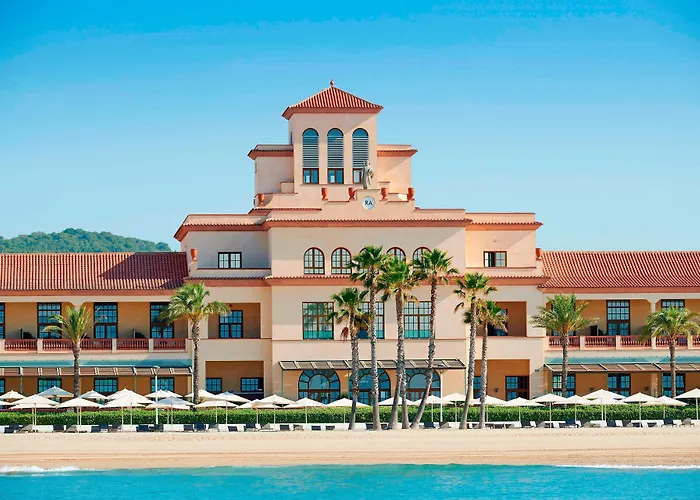 Le Meridien Ra Beach Hotel And Spa