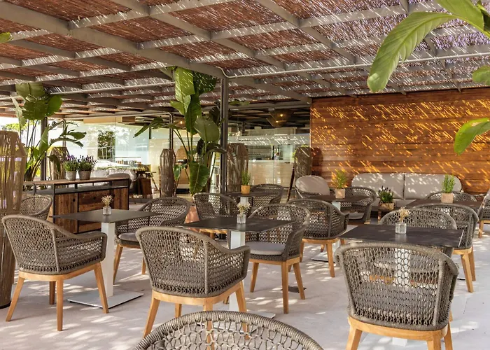 Torre Melina, A Gran Melia Hotel