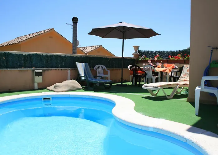 Villa Costa.