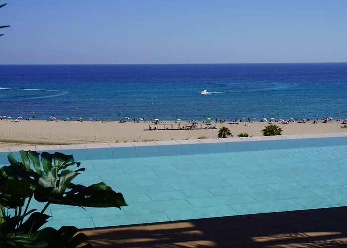 Hotel Brisamar Suites
