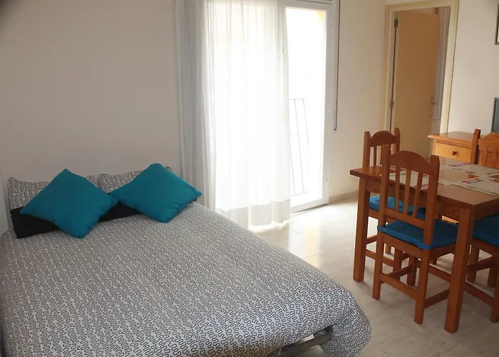 Apartaments Can Claudi