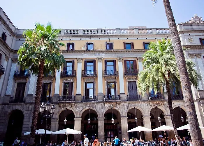 Ramblas Apartments