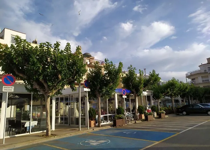 Can Pau Guesthouse