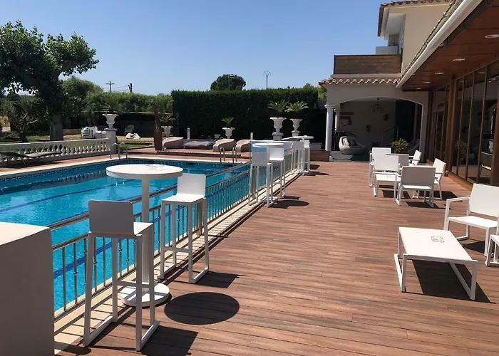 Hotel&Restaurant Figueres Parc Los Hostalets de Llers