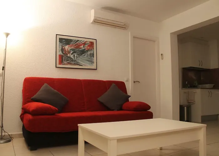 Absolute Apartment