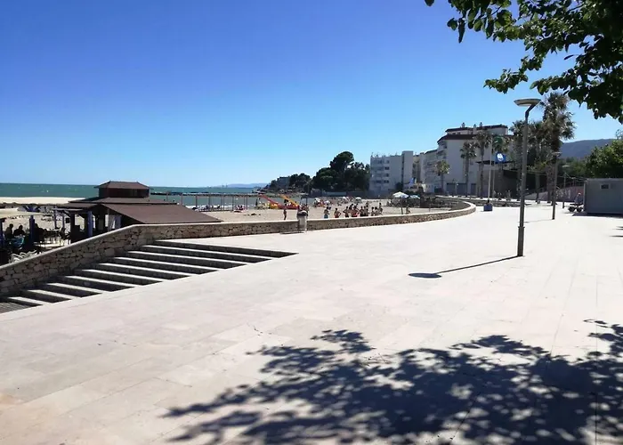 Atico Primer Linea De Mar Con Piscina En Ebrehogar