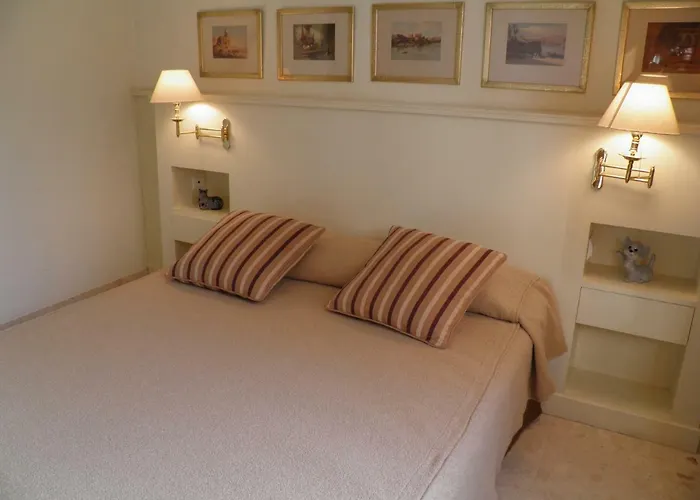 Apartaments St. Jordi Comtal Barcellona