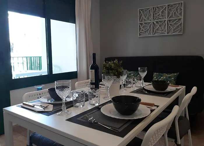 Royal Apartament-200M From Beach- Wifi