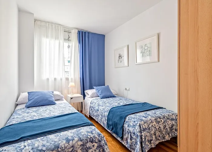 Cálido apartamento con piscina en Barcelona